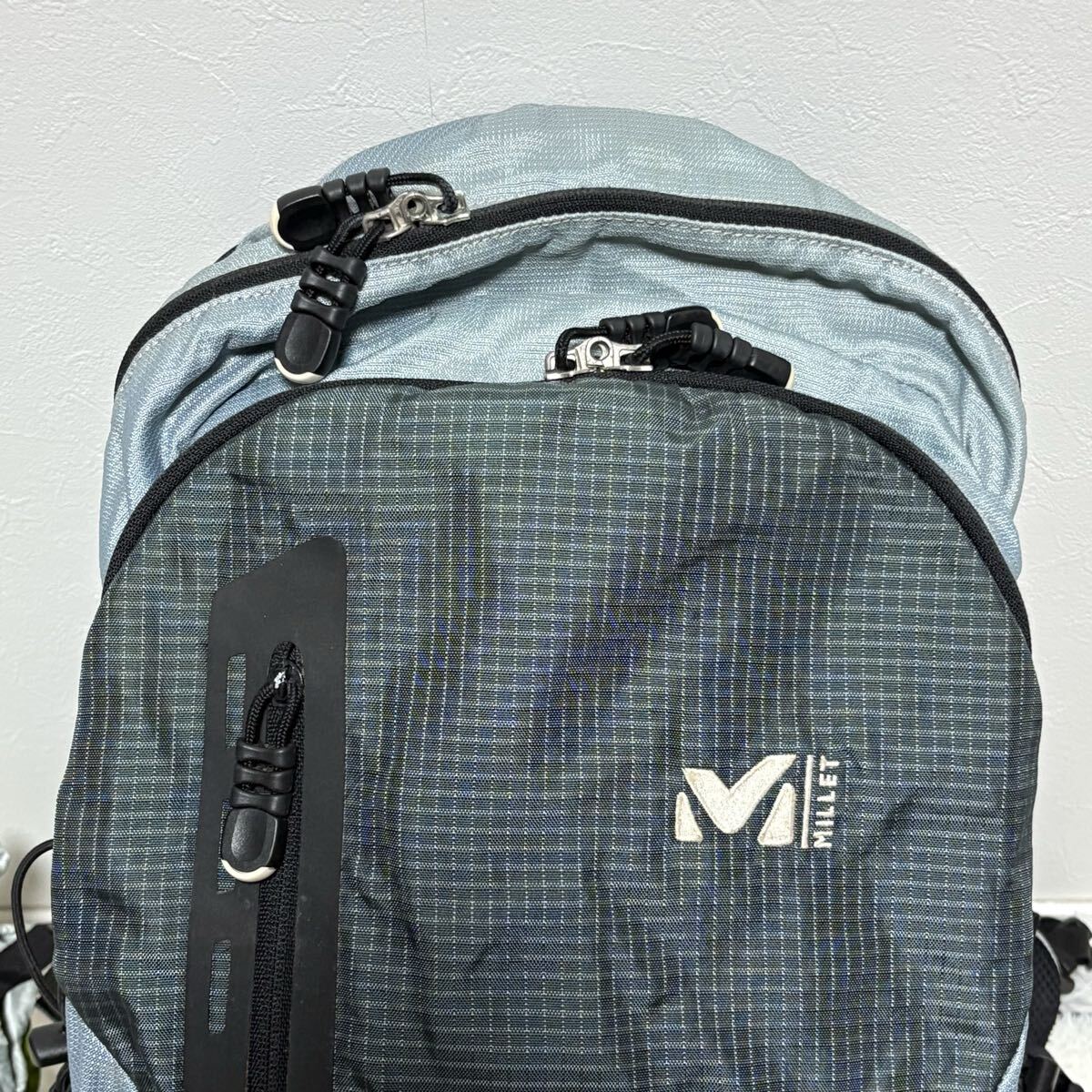 ミレー クーラ40 リュック バックパック レインカバー付き グレー&ブラック. MILLET kula40 アウトドア リュックサック_画像2