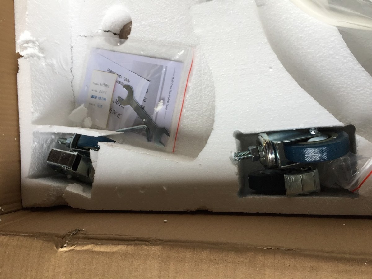 ■新品未使用　無影灯 WYKL5　スタンド式医療手術用無影灯　元箱　手術照明　部品欠品【E0127L2-1FOKU】_画像5