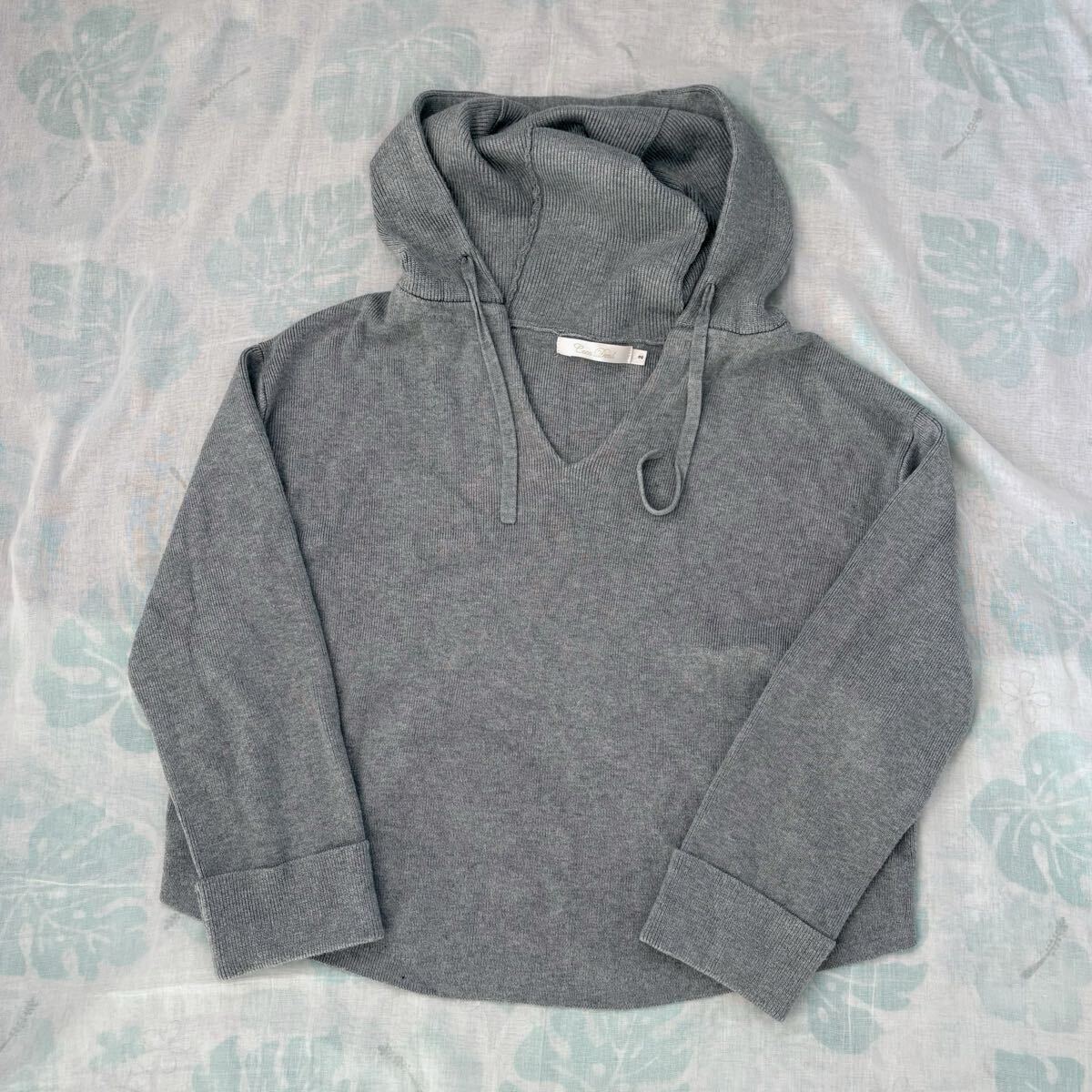 着用浅【超美品】ゆるっと落ち感・しっかり質感《ココディール》ニットフーディー パーカー ニットソー ドロップショルダー グレーM_画像7