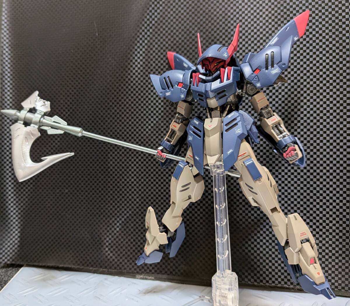 HG1/144　ガンダムグレモリー　塗装済完成品　鉄血のオルフェンズ_画像2