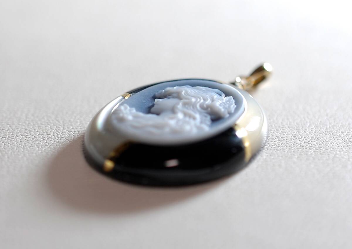 Y100~K18 рама * деликатный . резьба по дереву прекрасный!menou камея / оникс * ракушка 26.03ct 27.0×22.0. общая длина 36.4.3.5.PT