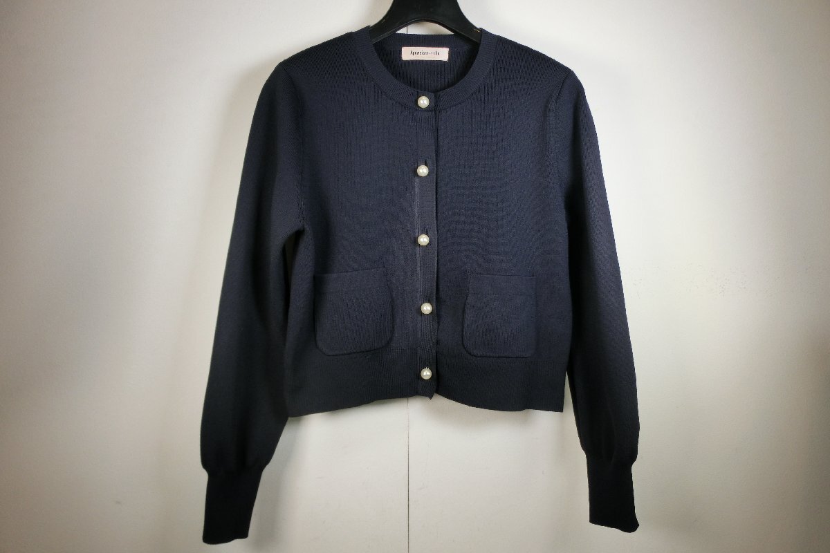 ♪美品★Apuweiser-riche/アプワイザー・リッシェ(2)★ネイビー・パールボタンショート丈カーディガン&七分袖インナー_画像4