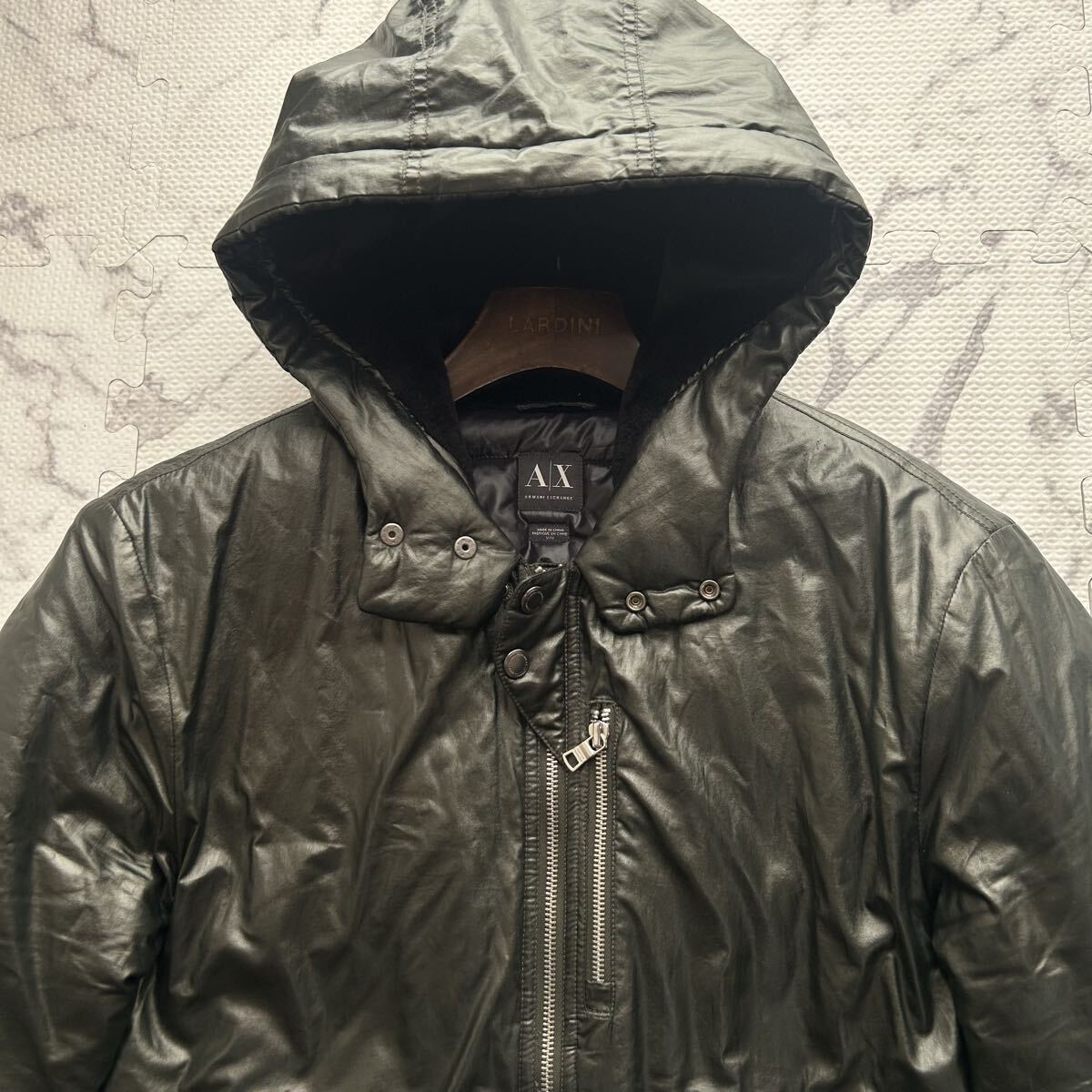 美品/L相当●ARMANI EXCHANGE アルマーニ エクスチェンジ 中綿ジャケット ナイロン ジップ アウター ロゴ 玉蟲色 カーキ メンズ_画像5