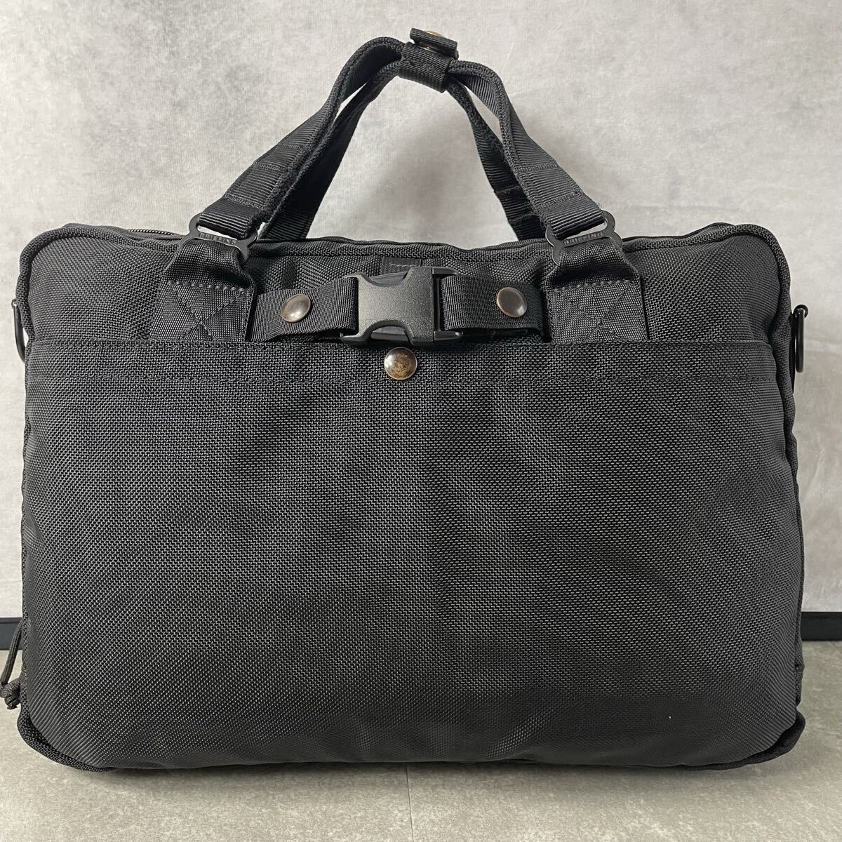 美品● ブリーフィング liner ライナー 黒 2way ビジネス バッグ BRIEFING ブリーフケース ショルダー ナイロン ブラック メンズ_画像2