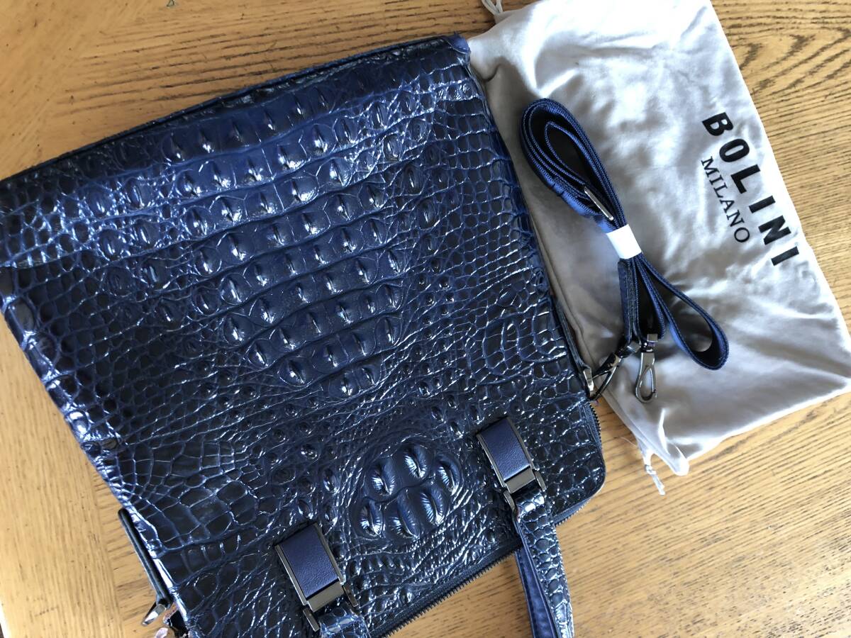 メンズショルダーバッグ クロコダイル型押し 斜めがけバッグ ワンショルダー レザー 軽量_画像4