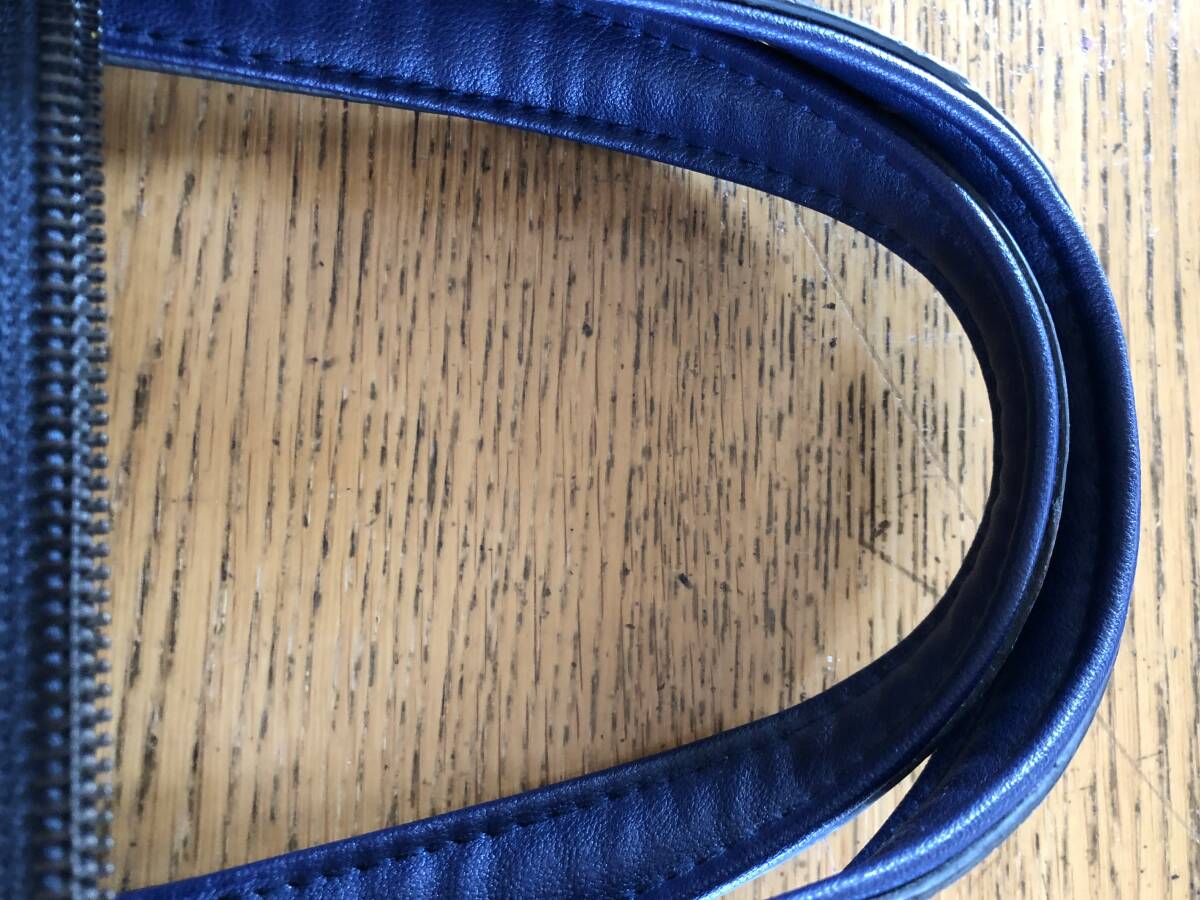 メンズショルダーバッグ クロコダイル型押し 斜めがけバッグ ワンショルダー レザー 軽量_画像5