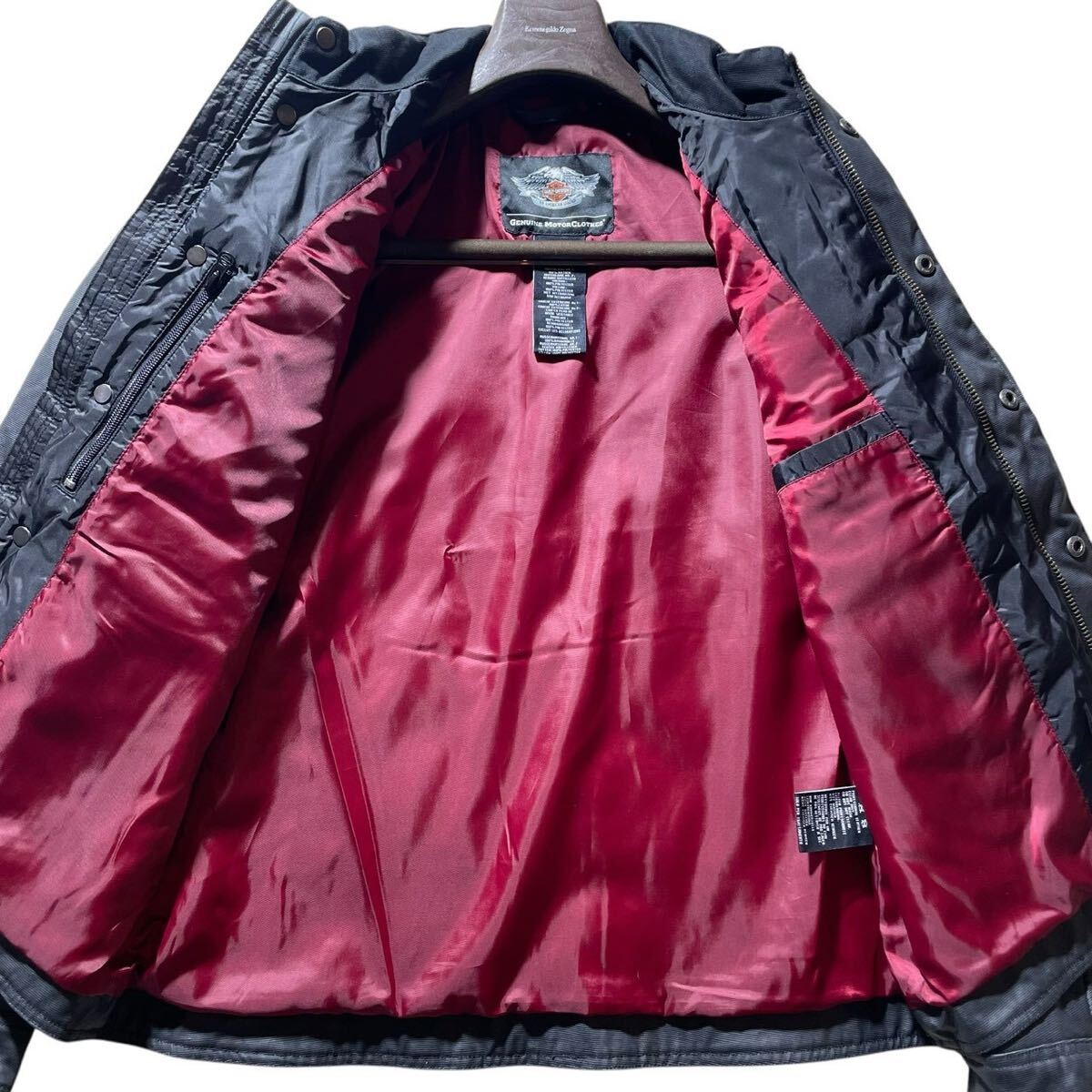 ど迫力!!!超弩級!!!【ハーレーダビッドソン Harley-Davidson】別格!!!本革 レザー◎バイク ライディングジャケット 中綿キルティング 黒_画像3