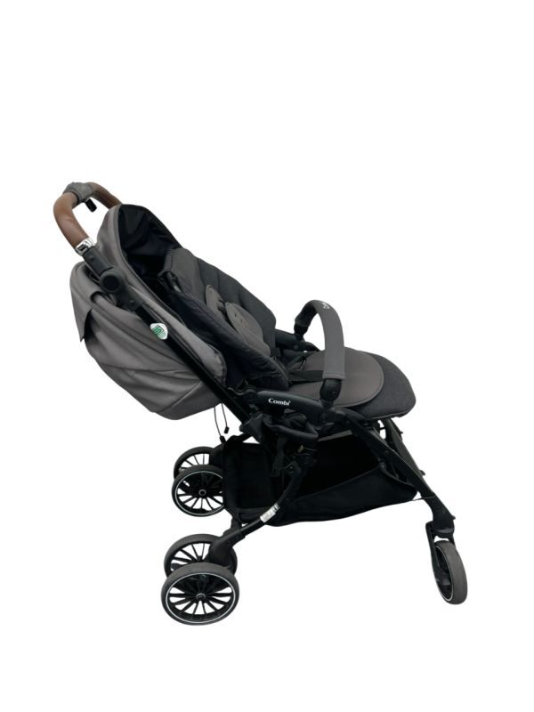 785101-9【直接取引限定:神奈川県横浜市】Combi コンビ ホワイトレーベル スゴカルSwitch エッグクッション ベビーカー _画像2