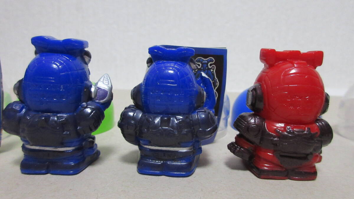 重甲ビーファイターソフビコレクション 全5種 FC ソフビ指人形 フィギュア バンダイ ブルービート レッドル ジースタッグ ブラックビート_画像3