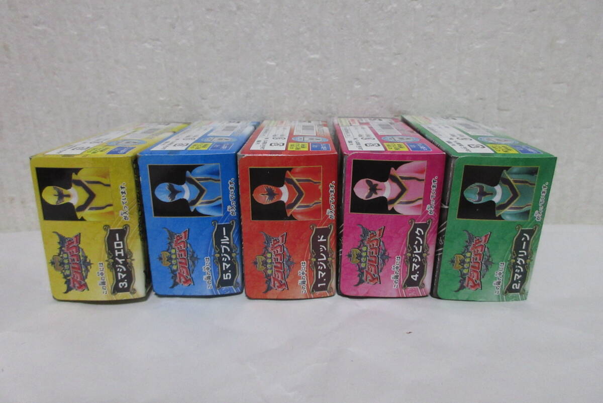 新品 魔法戦隊マジレンジャー 全5種 当時物 食玩 ソフト人形 ソフビ フィギュア バンダイ スーパー戦隊 プレイヒーロー ミニソフビ 玩具_画像5