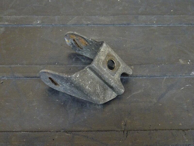 [251111]CBR250RR(MC22-1006)* радиатор крепление, опора радиатор крепление, опора 