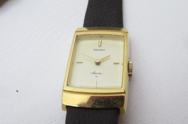 1円~【未使用 まとめて9本】デットストック品 SEIKO セイコー CITIZEN シチズン レディース クオーツ 腕時計 10-10-13_画像10