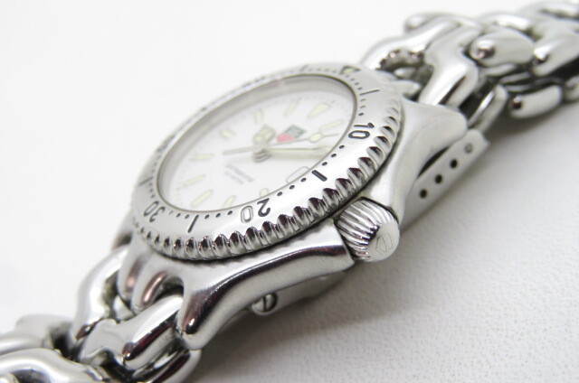1円～【動品】TAG HEUER タグ・ホイヤー プロフェッショナル 200M WG1312-2 レディース クオーツ 腕時計 デイト ホワイト文字盤　10-11-11_画像4