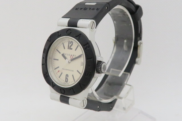 1円~【動作品】BVLGARI ブルガリ ALUMINUM アルミニウム AL 32 A クオーツ 腕時計 アイボリー文字盤 クォーツ メンズ腕時計 11-5-4_画像2