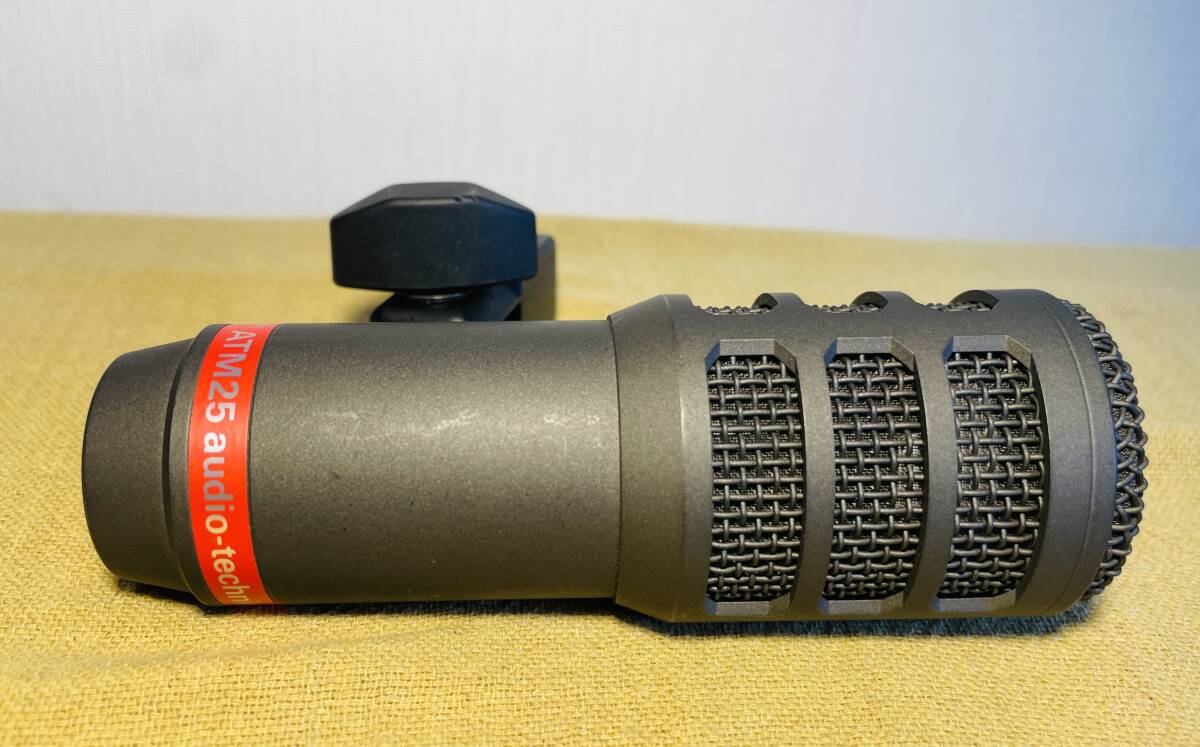 * audio technica / ATM25 / электродинамический микрофон / обычный рабочий товар / один владелец б/у товар / Audio Technica *