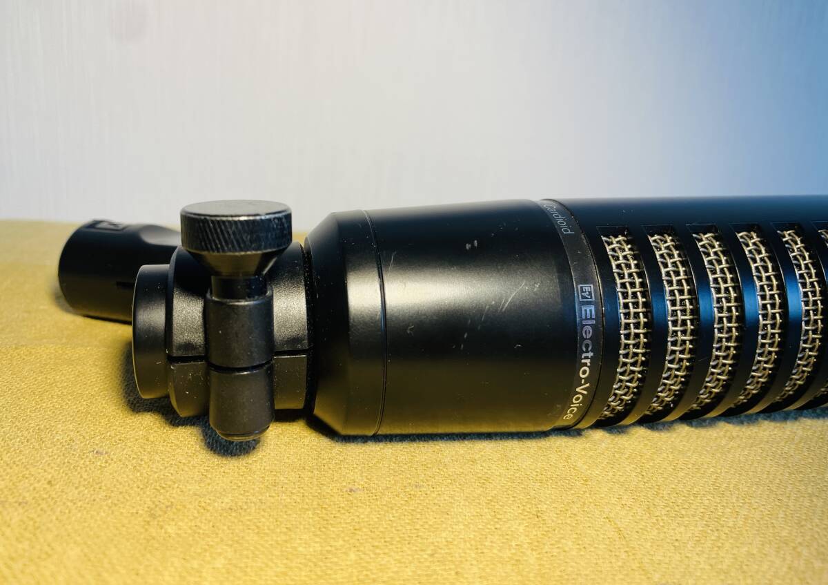 * Electro-Voice ( электро voice ) / RE320 / обычный рабочий товар / электродинамический микрофон / один владелец б/у товар *