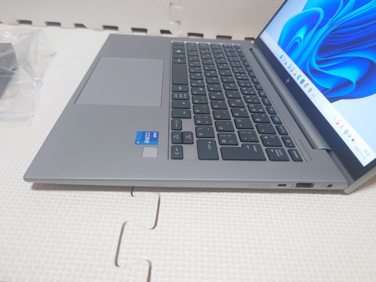 美品/HP Zbook 14 G10/i7-1355U/RTX A500_画像6