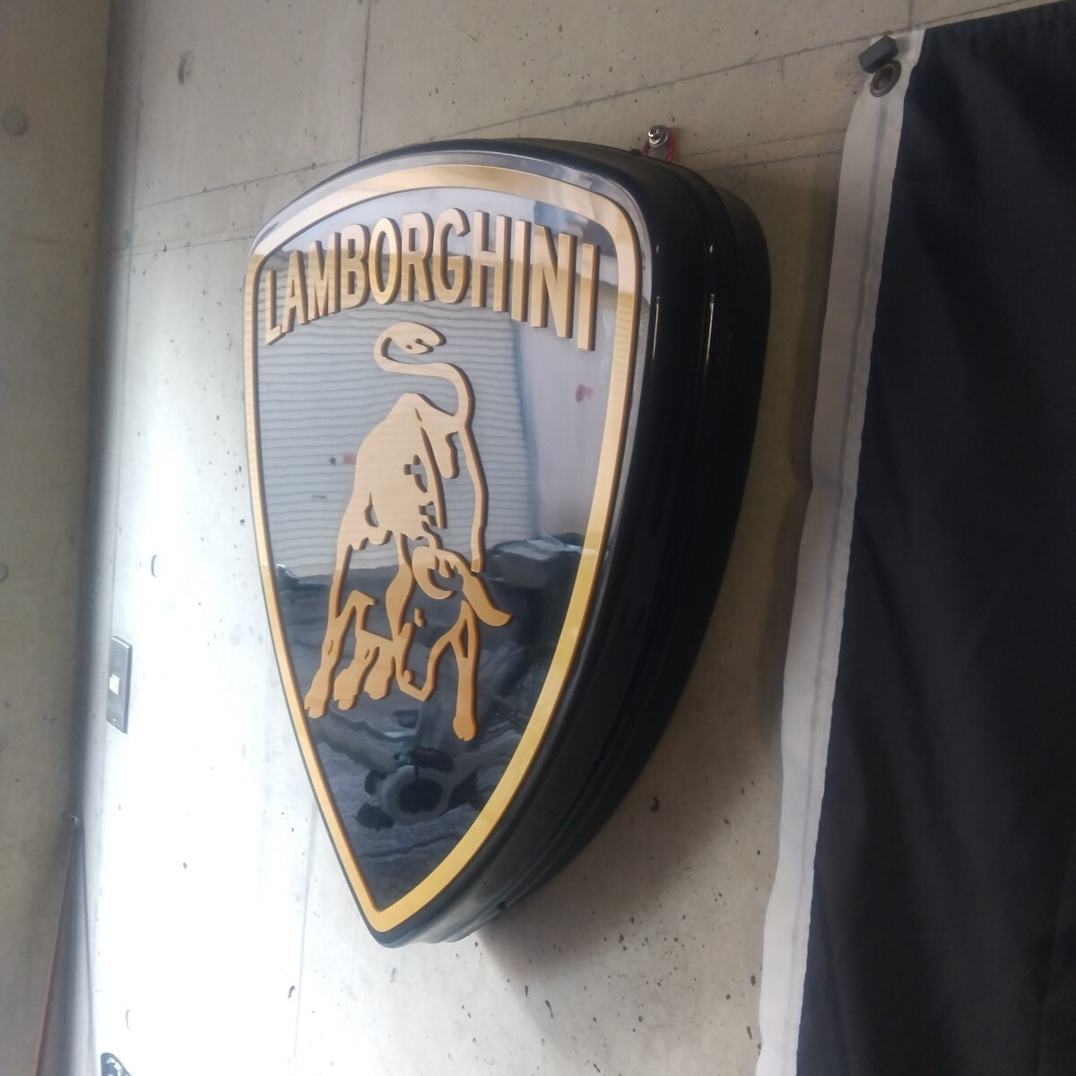 * Lamborghini гараж оборудование орнамент для * гараж нет становится поэтому. регулировка 