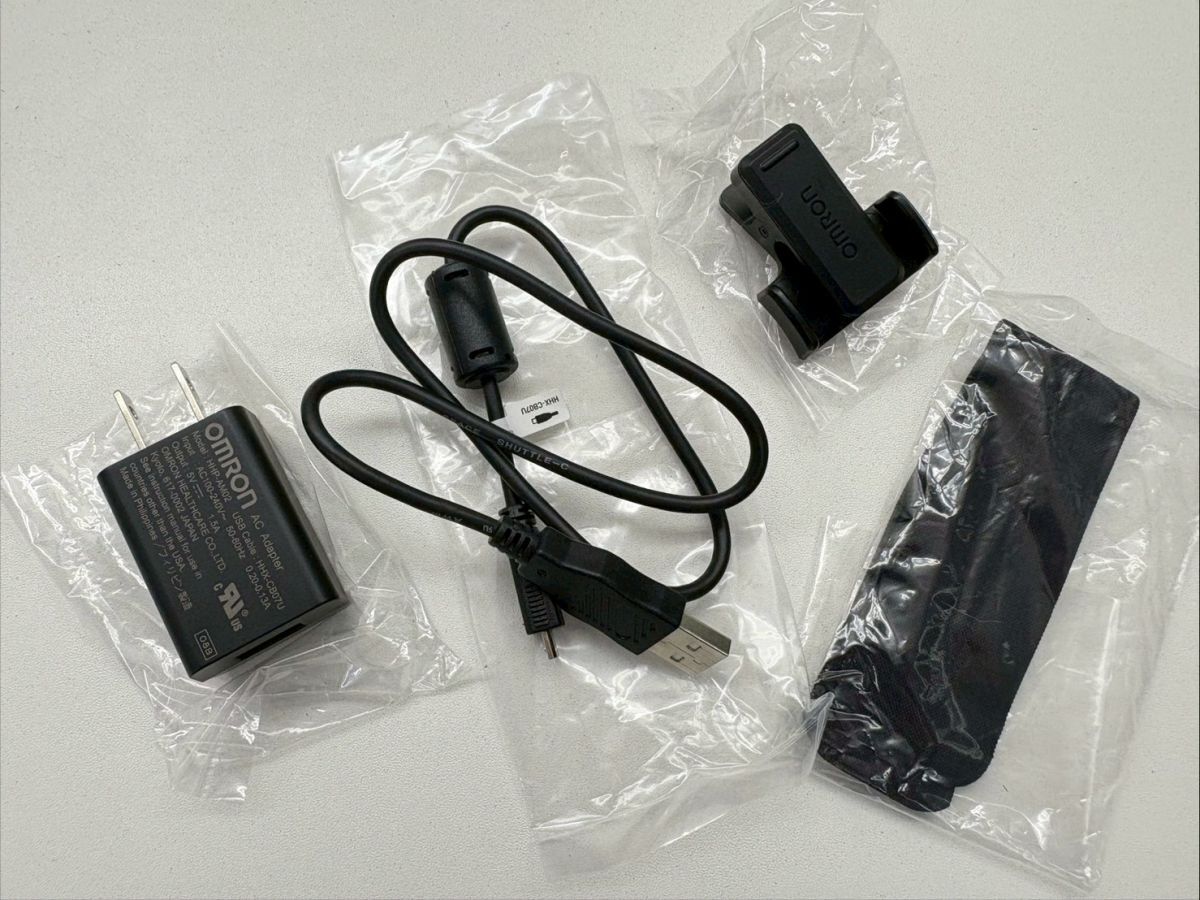 Z247-K64-561 OMRON Omron автоматика электронный тонометр переносной тонометр Heart Guide HCR-6900T-M код / инструкция / с коробкой сделано в Японии электризация проверка OK KA