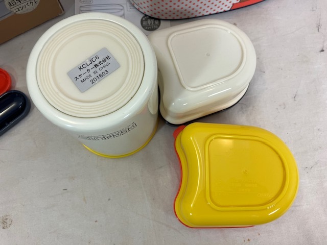 スケーター スヌーピー　フォークケース付保温ジャー付ランチボックス　未使用_画像4