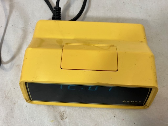 レトロ　日立 デジタル時計 AW-272　中古_画像2
