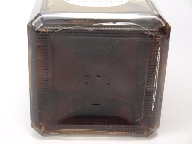 液面低下★★HENNESSY NAPOLEON ヘネシー ナポレオン シルバートップ 700ml 箱付 ※箱破損あり★AKA100065_画像6