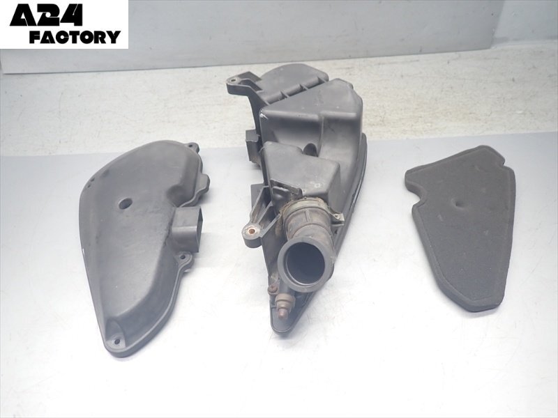 D1R7-1112 スズキ ジーツー / ZZ エアクリーナーボックス 純正品 【CA1PB-110～】_画像1