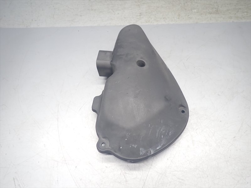 D1R7-1112 スズキ ジーツー / ZZ エアクリーナーボックス 純正品 【CA1PB-110～】_画像5