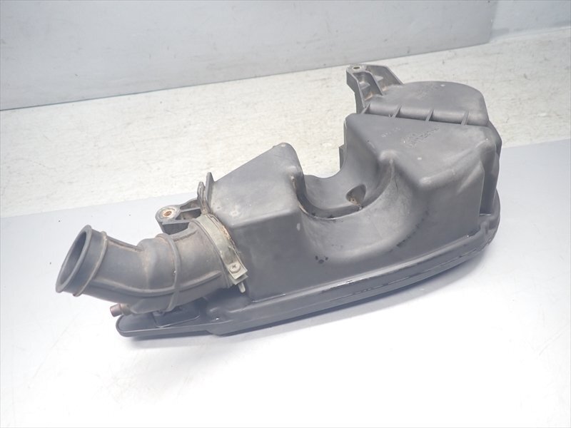 D1R7-1112 スズキ ジーツー / ZZ エアクリーナーボックス 純正品 【CA1PB-110～】_画像2