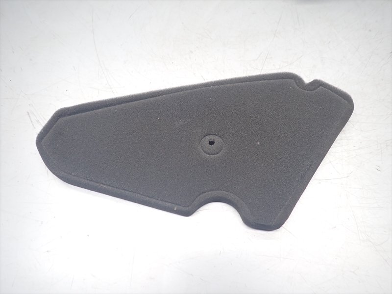 D1R7-1112 スズキ ジーツー / ZZ エアクリーナーボックス 純正品 【CA1PB-110～】_画像7