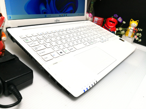 ほぼ未使用SSD250GB　メモリ8GB　COREi7　ブルーレイ搭載　☆Windows11☆la　即決/Office2021/HDMI搭載/即日発送☆_画像5