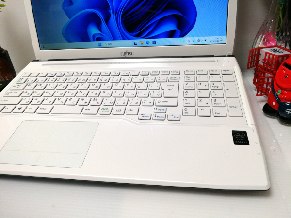 ほぼ未使用SSD250GB　メモリ8GB　COREi7　ブルーレイ搭載　☆Windows11☆la　即決/Office2021/HDMI搭載/即日発送☆_画像3