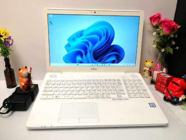 SSD480GB　COREi7-6700HQ　メモリ8GB搭載　☆Windows11☆mv　即決/Office2021/HDMI搭載/即日発送☆_画像1