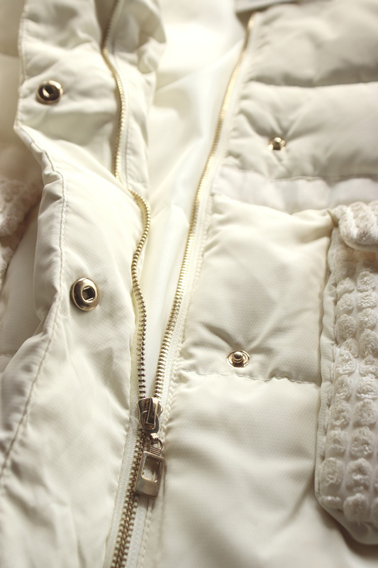 新品■1着限定 EXUNI*レディース 可愛い 白 オフホワイト L 両サイド coralポケット フード ダウンコート 90％ リアル ボリュームファー_画像4