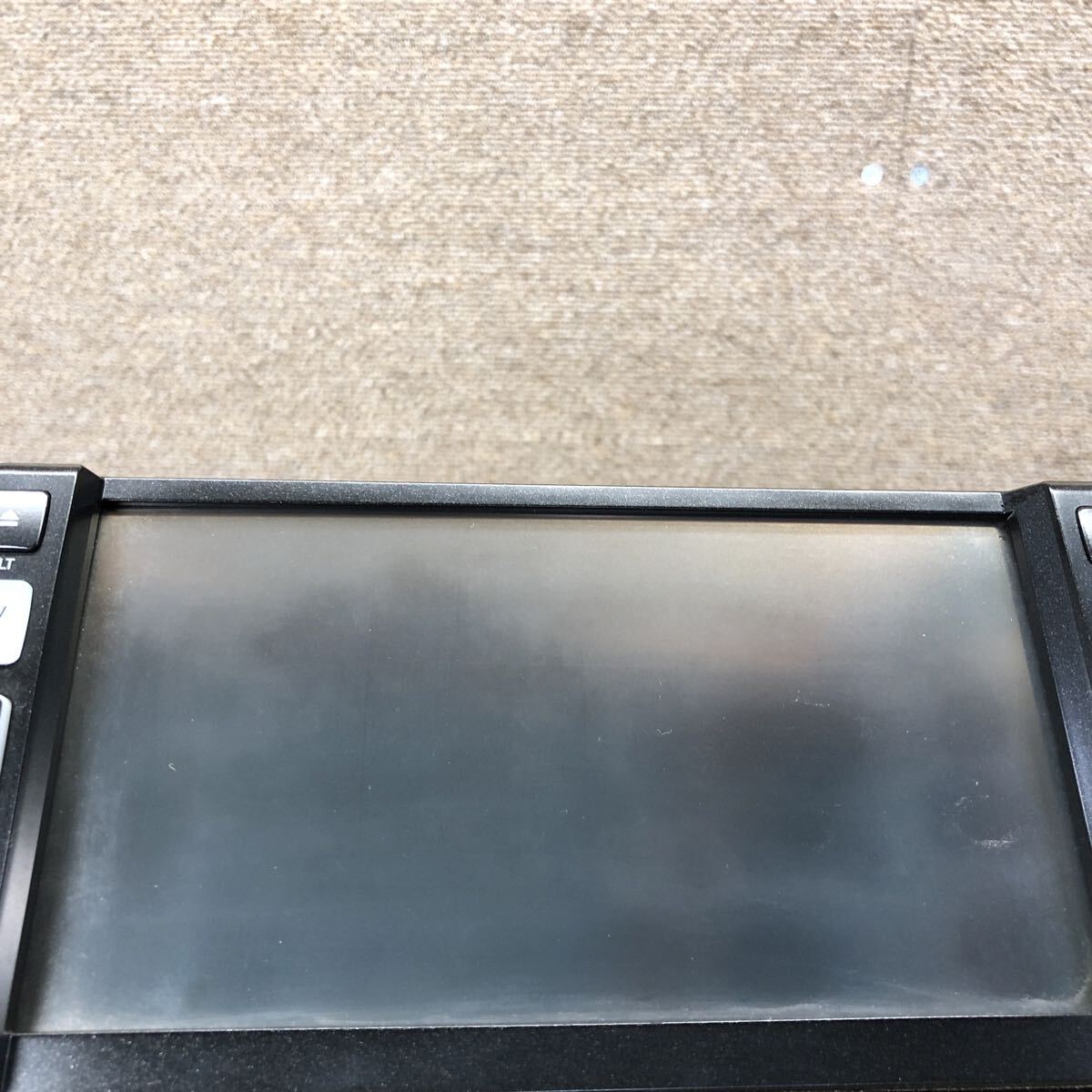 AV11-105 激安 カーナビ DAIHATSU PIONEER NMDP-W59 08545-K9042 AVIC-MRZ3047 メモリーナビ CD DVD Bluetooth 通電未確認 ジャンク_画像2