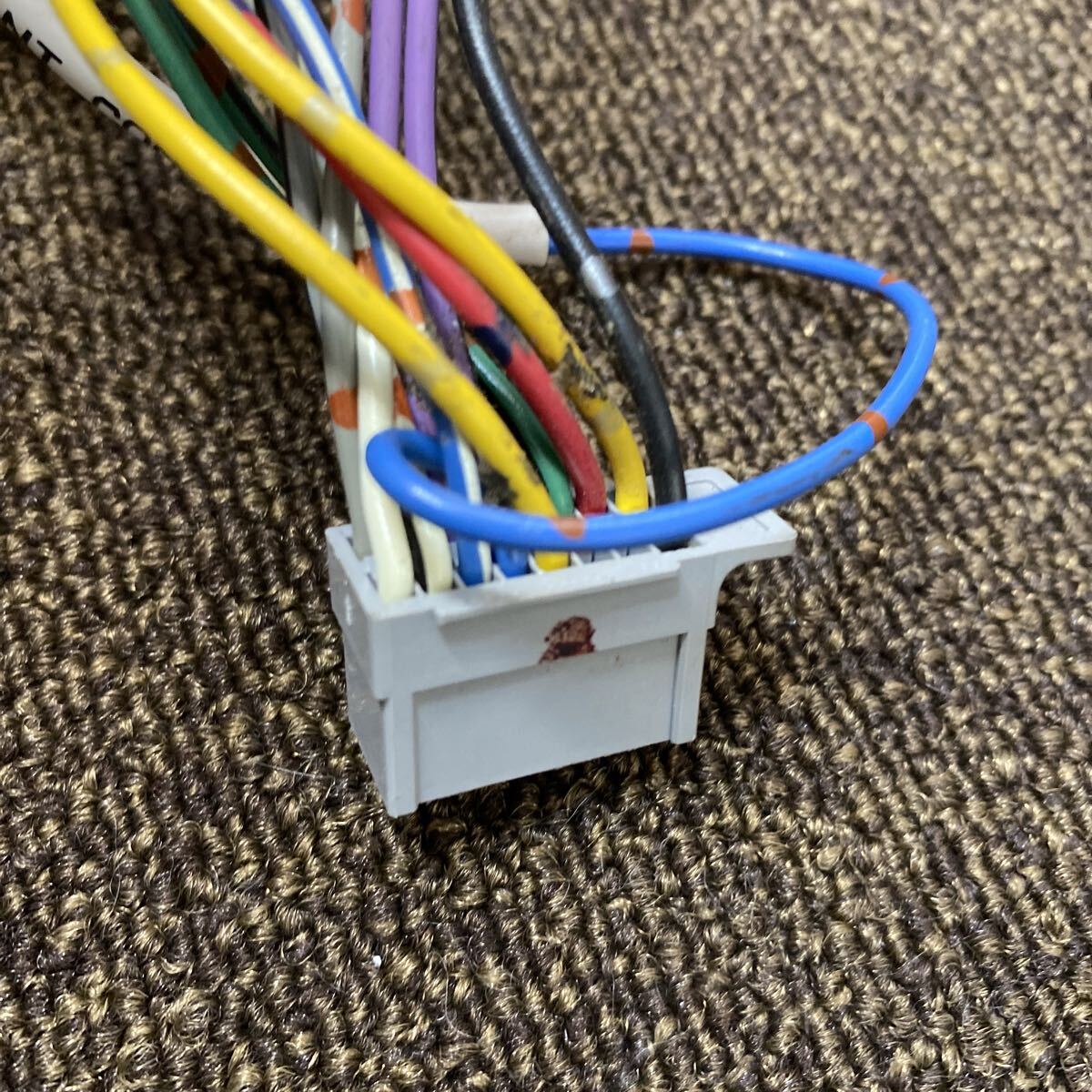 AC-1810 激安 Panasonic パナソニック 16P 灰 ナビ ステレオ オーディオ デッキ 電源カプラー コネクタ ハーネス 中古品_画像5