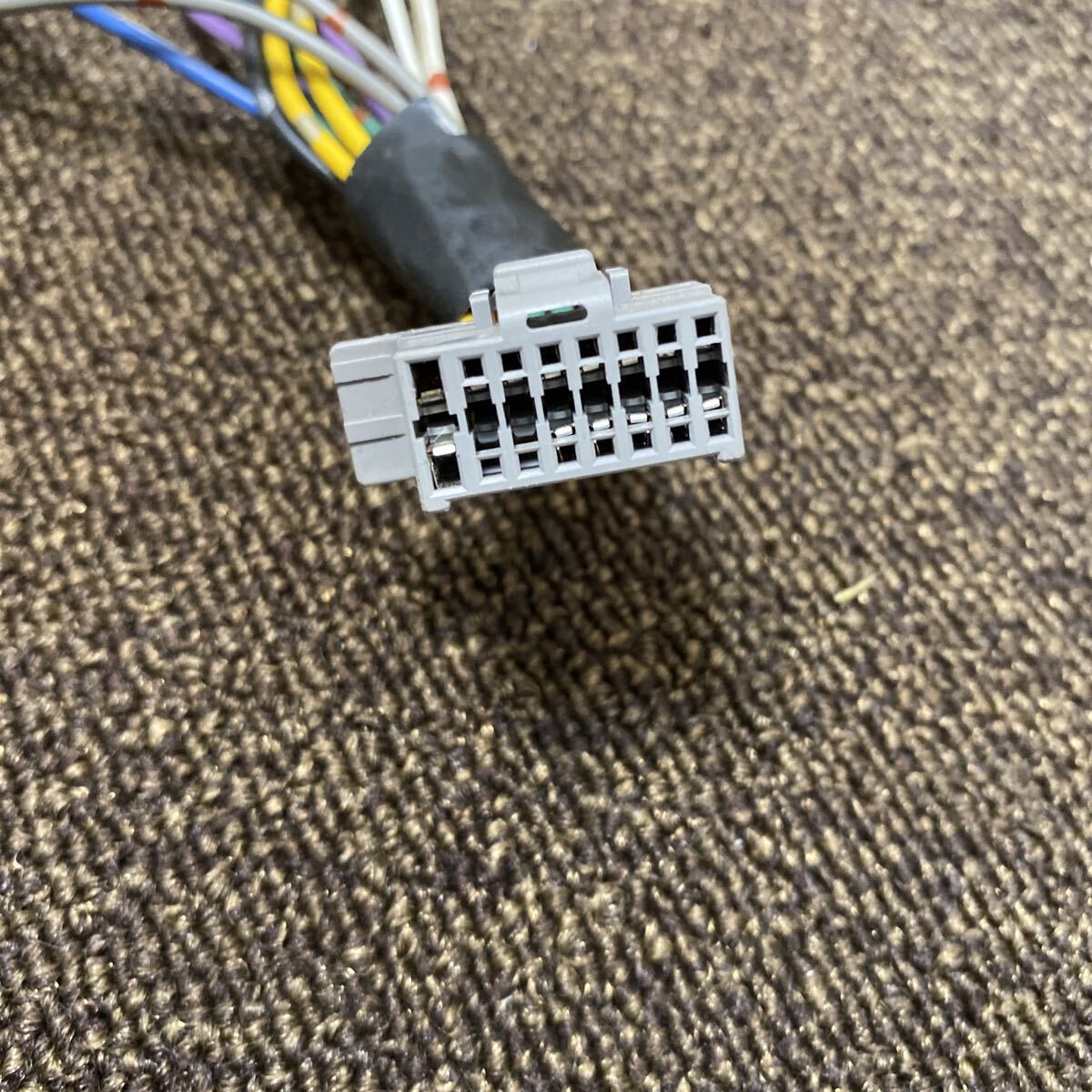 AC-1812 激安 Panasonic パナソニック 16P 灰 ナビ ステレオ オーディオ デッキ 電源カプラー コネクタ ハーネス 中古品_画像2