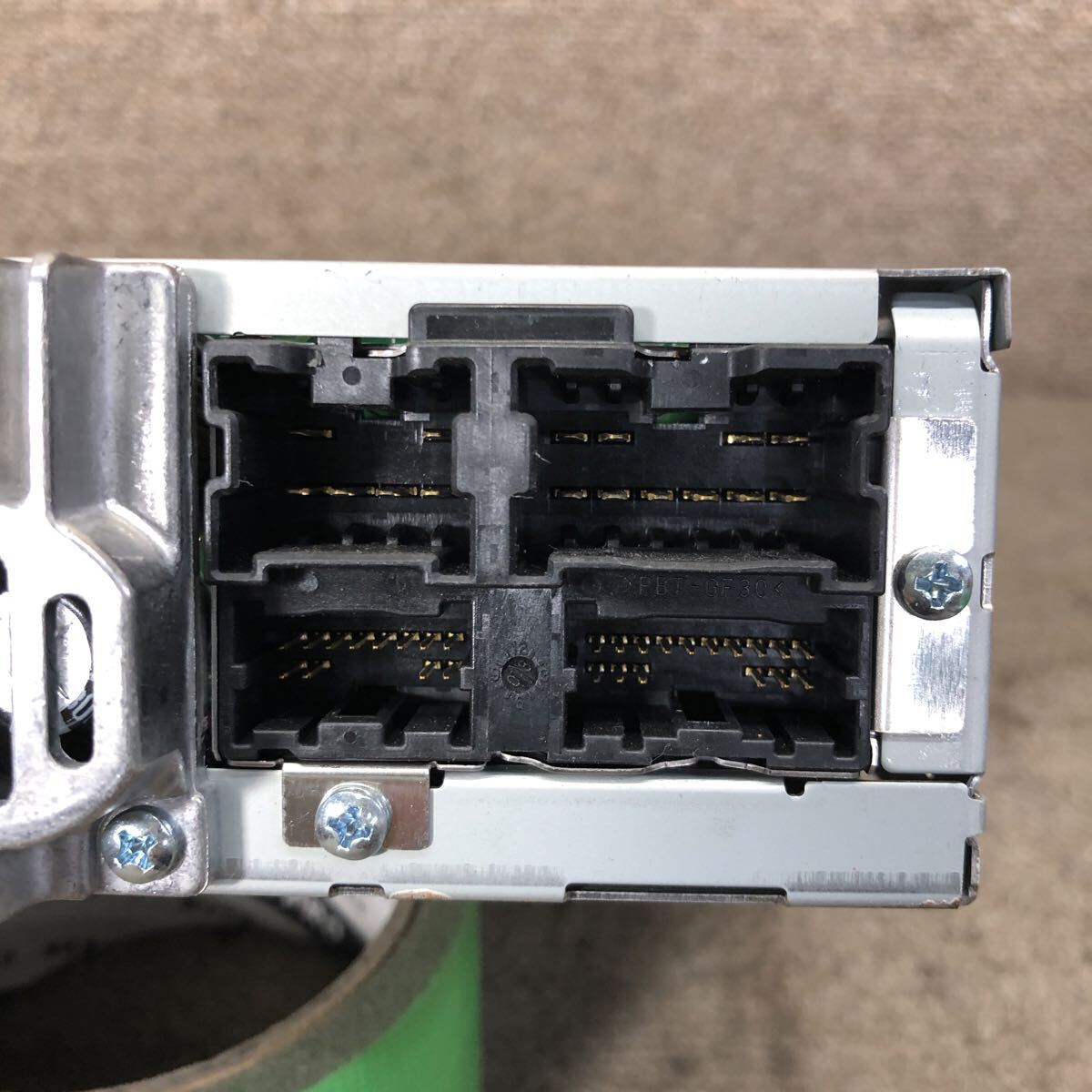 AV11-247 激安 カーステレオ NISSAN エルグランド 28185 WL000 RM-V52SAXQ PY430 CDプレーヤー FM/AM 本体のみ 簡易動作確認ok 中古現状品_画像5