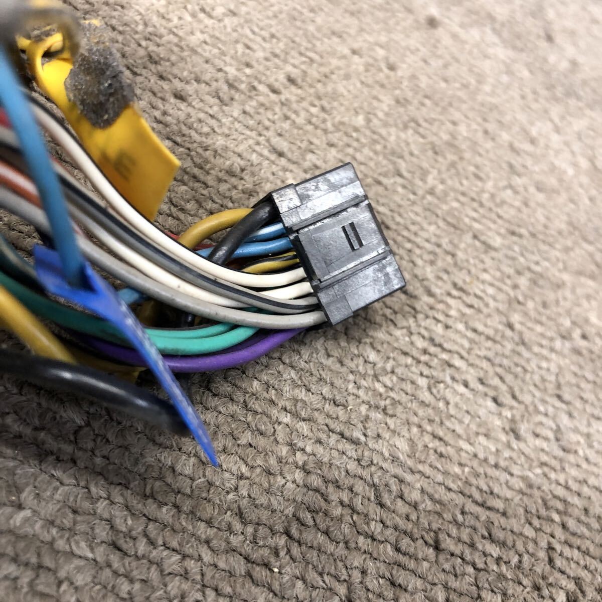 AV11-317 激安 カーステレオ Carrozzeria Pioneer FH-P710MD GJTR018674JP CD FM/AM プレーヤー 本体のみ 簡易動作確認済み 中古現状品_画像9