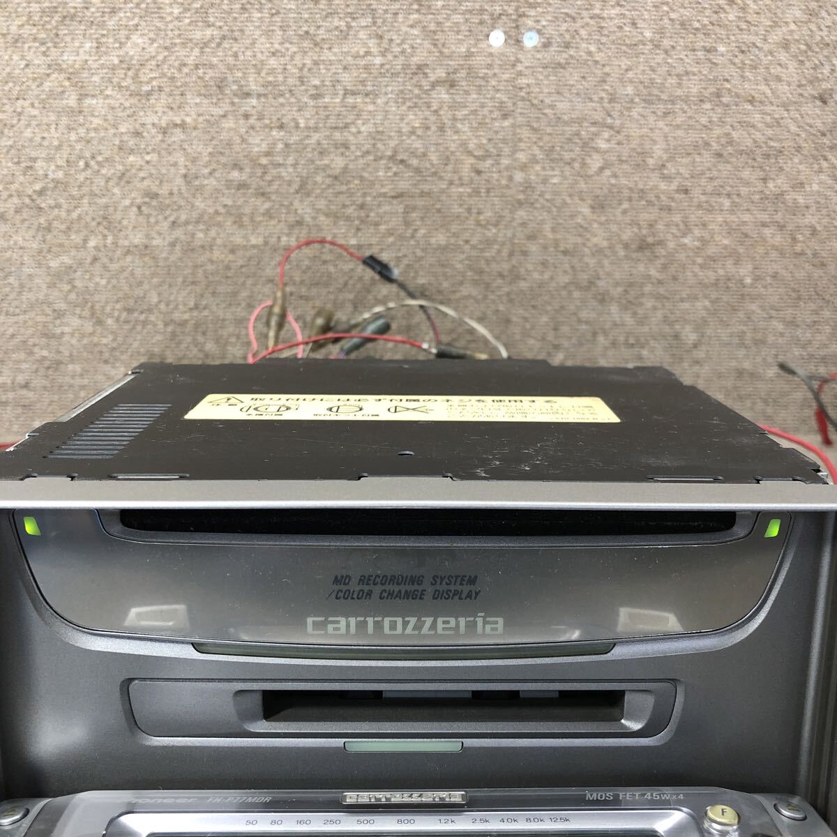 AV11-327 激安 カーステレオ Carrozzeria Pioneer FH-P77MDR ULMH018343JP CD MD FM/AM プレーヤー 本体のみ 簡易動作確認済み 中古現状品_画像3