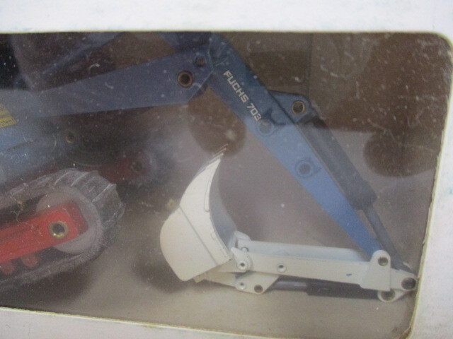 NZG No.102 FUCHS 703R 西ドイツ製ミニカー ショベルカー 未使用・保管品 激安1円スタート_画像4