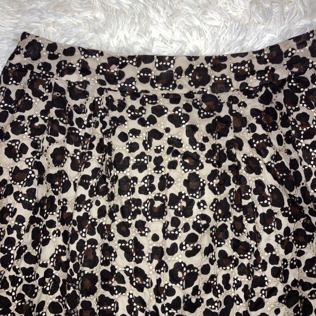 『トゥービーシック』 (42) レオパード柄タックフレアスカート 刺繍 華やか_画像7