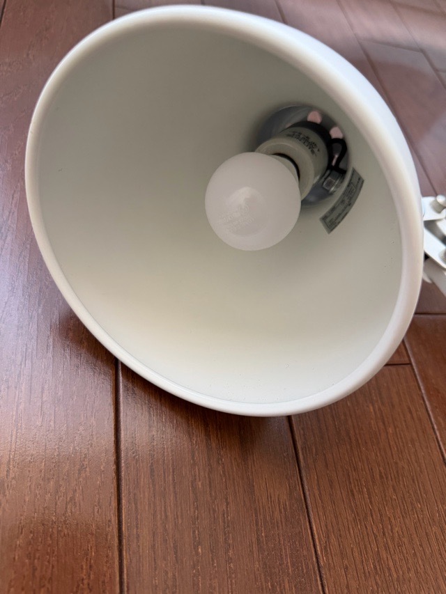 【美品】ビスレー（BISLEY）デスクランプ BSL-1300(ホワイト)_画像3