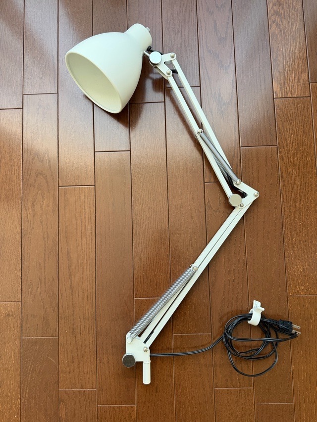 【美品】ビスレー（BISLEY）デスクランプ BSL-1300(ホワイト)_画像2