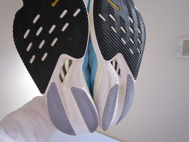 adidas ランニングシューズ アディゼロ ボストン12 エメラルド 27センチ 洗浄済み_画像9
