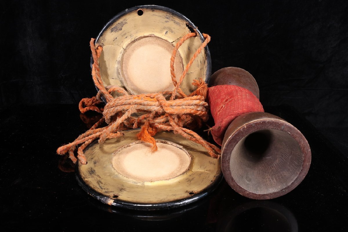 [ редкий товар .]1 иен из P100-V10 японский барабан тамбурин без тарелочек futoshi тамбурин без тарелочек лаковый прикладное искусство лакировка . промежуток прикладное искусство ударные инструменты традиционные японские музыкальные инструменты Япония танцы редкий антиквариат товар старый изобразительное искусство времена предмет коллекция редкий 