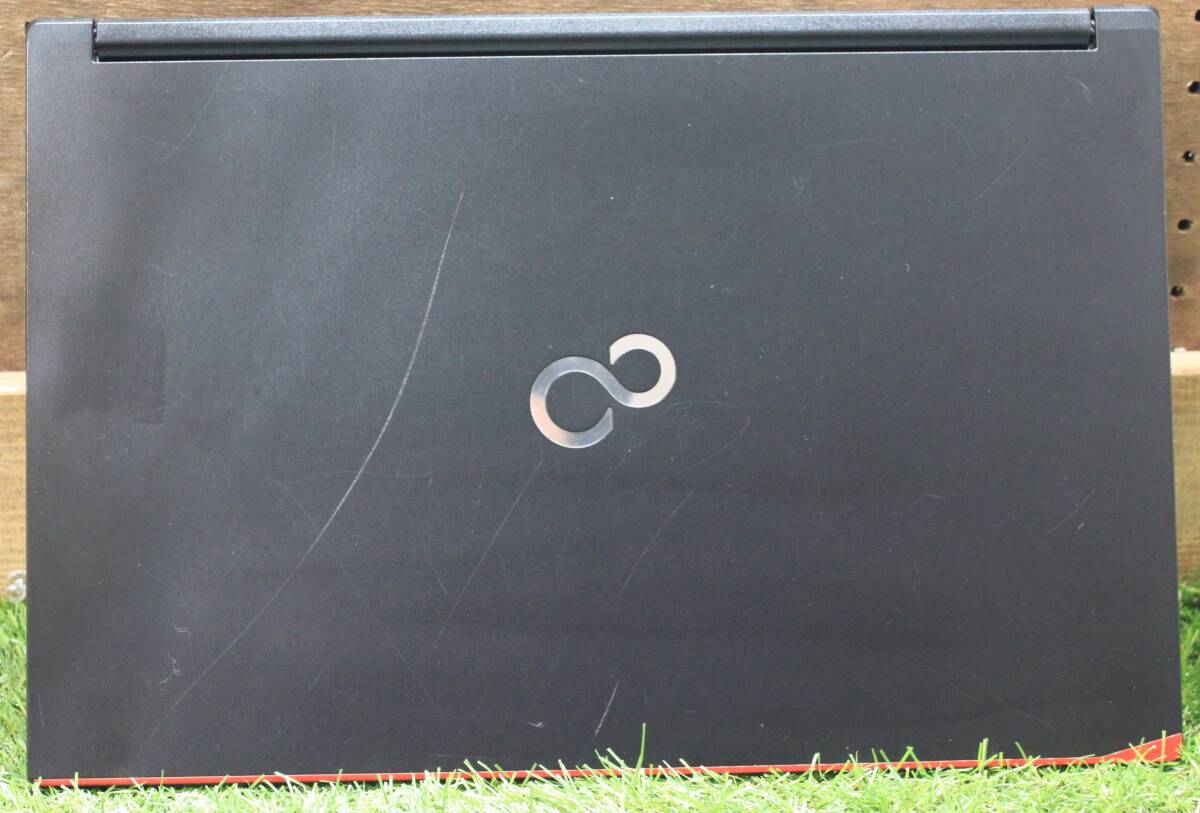 【☆富士通/訳あり品,お買い得☆】ノート 15.6インチ☆8GB/SSD256GB/Core i5-7300U(7世代)☆Fujitsu LifeBook A577/VW【3564】_画像2