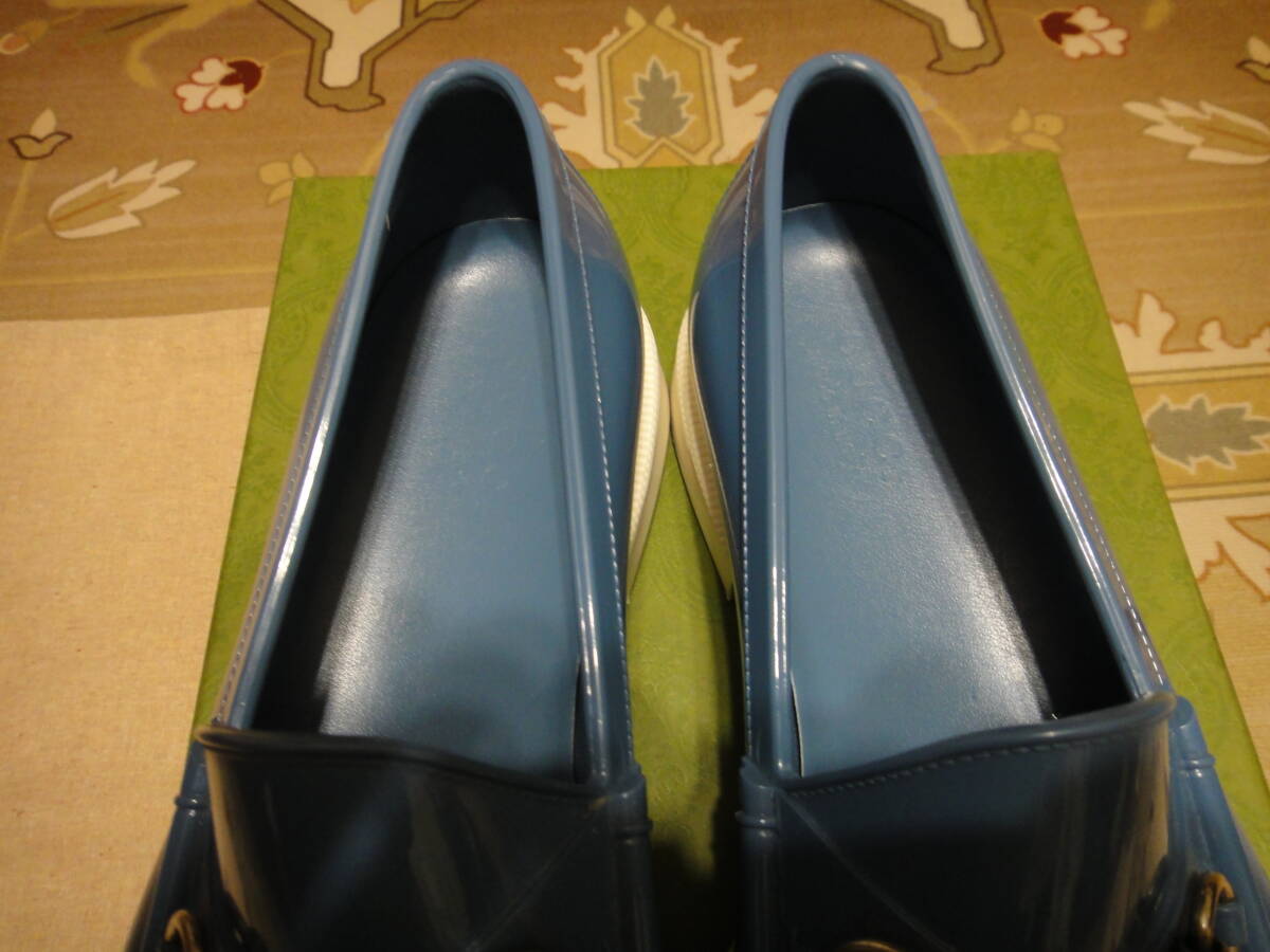 GUCCI グッチ ビットローファー レインシューズ ラバー 綺麗なターコイズブルー / ホワイト 防水 雨や雪の日に最適_画像3