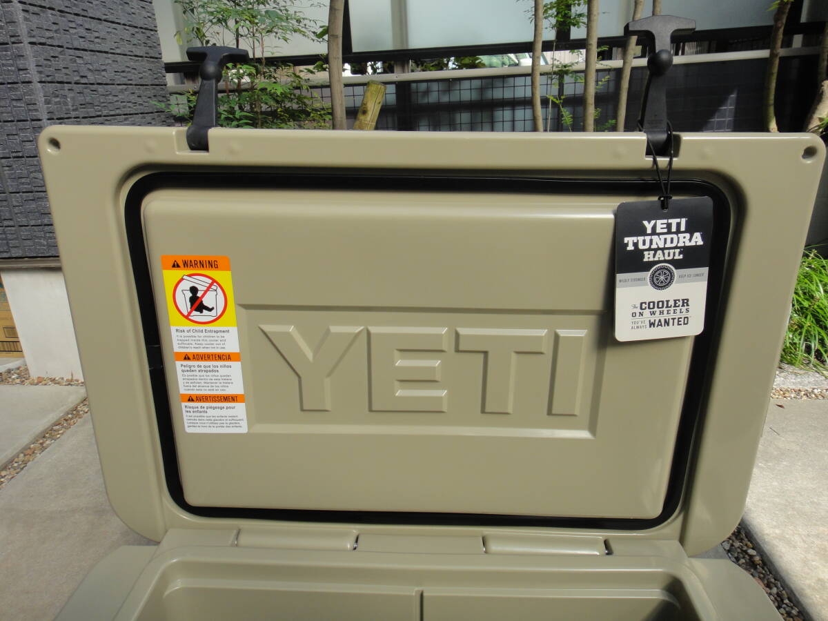 正規購入品　YETI　イエティ　タンドラホール　クーラーボックス　タン　マット付き　美品_画像7