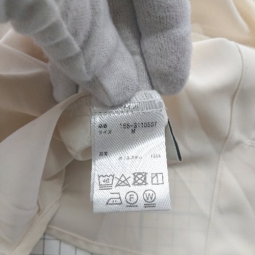 ◇ ⊂ ナチュラルビューティーベーシック 無地 半袖 ボウタイ風半袖ブラウス サイズM ベージュ系 レディース E_画像6